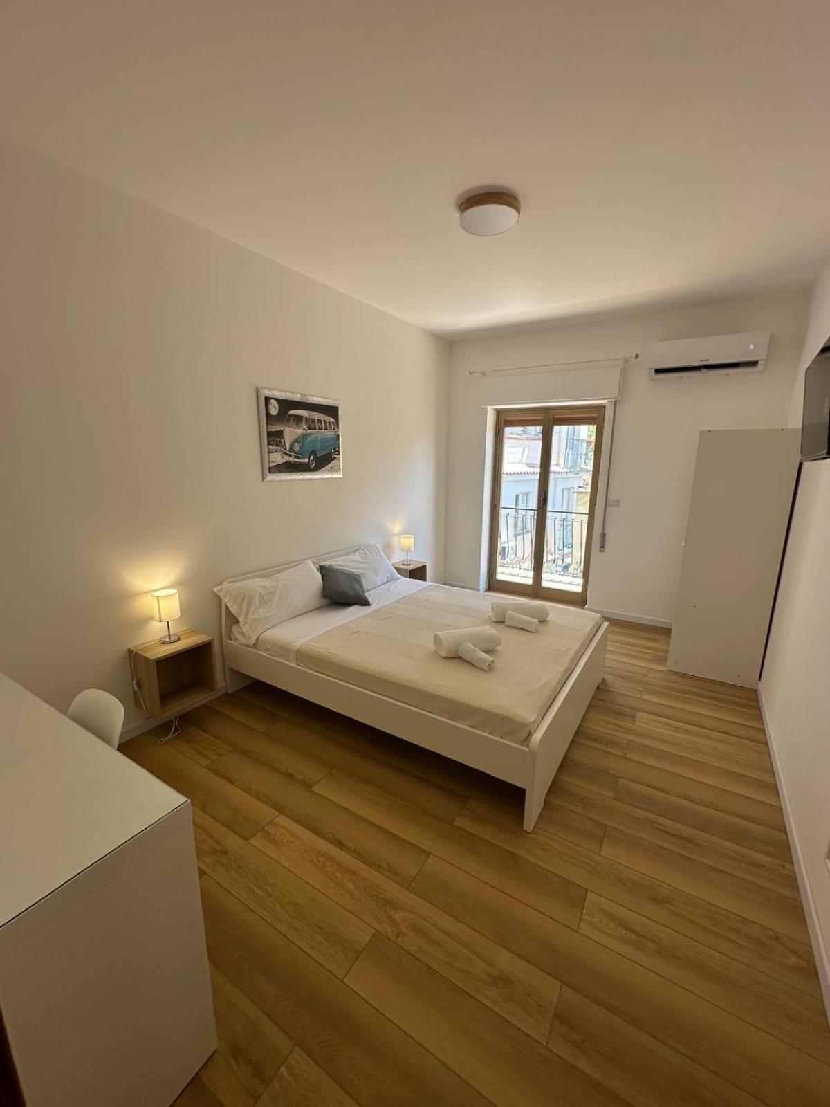 We Home Taormina Center With Parking ภายนอก รูปภาพ