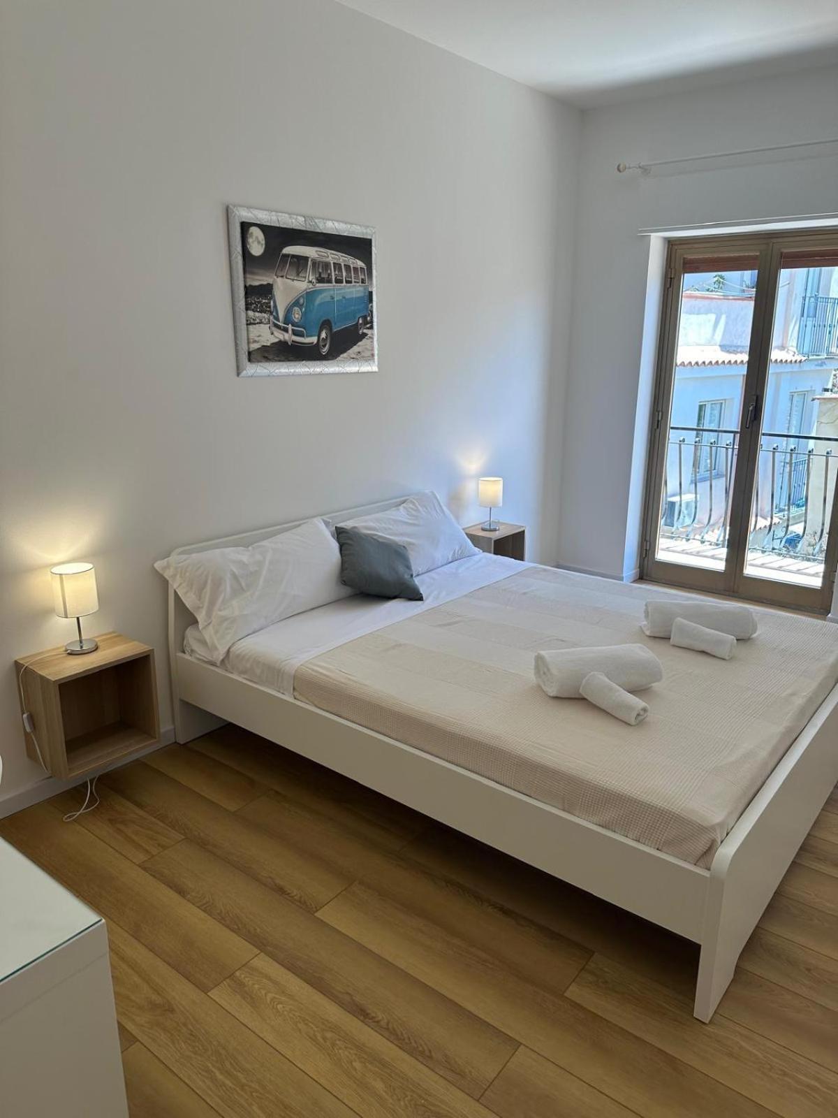 We Home Taormina Center With Parking ภายนอก รูปภาพ