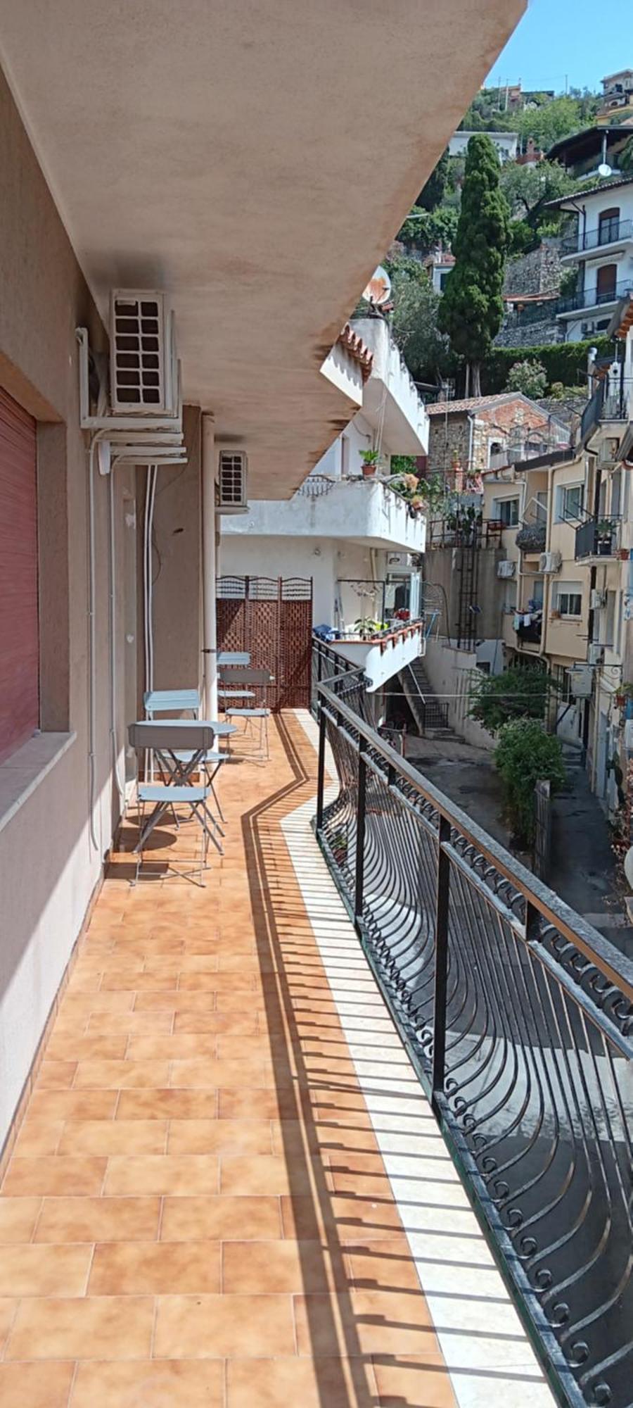 We Home Taormina Center With Parking ภายนอก รูปภาพ